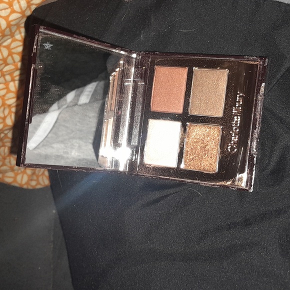 COPY - Reposting Luxury Palette - Picture 2 of 3